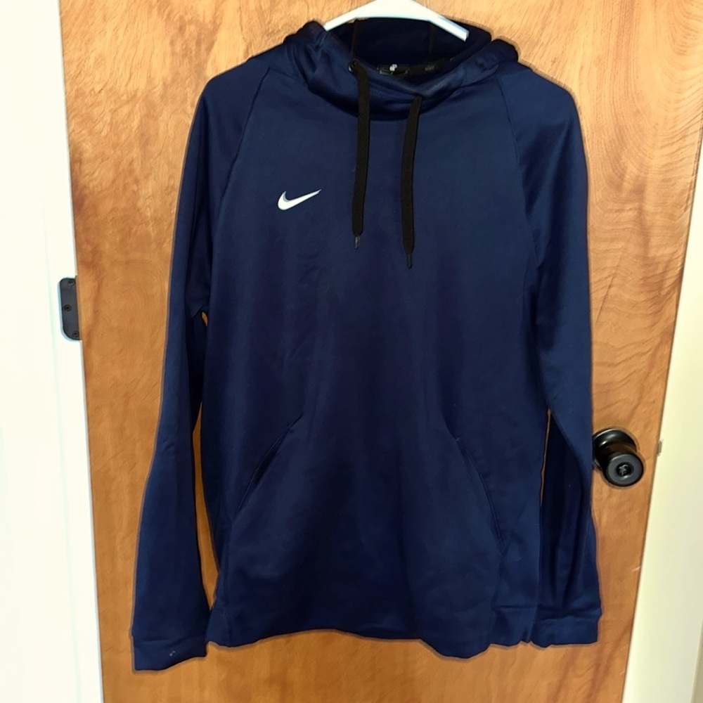 Nike Dri-fit men’s sweatshirt